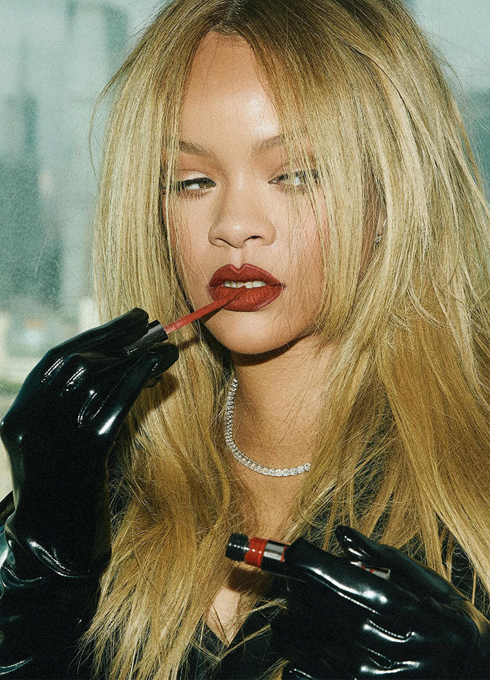 240528 RIHANNA – Norma Kamali