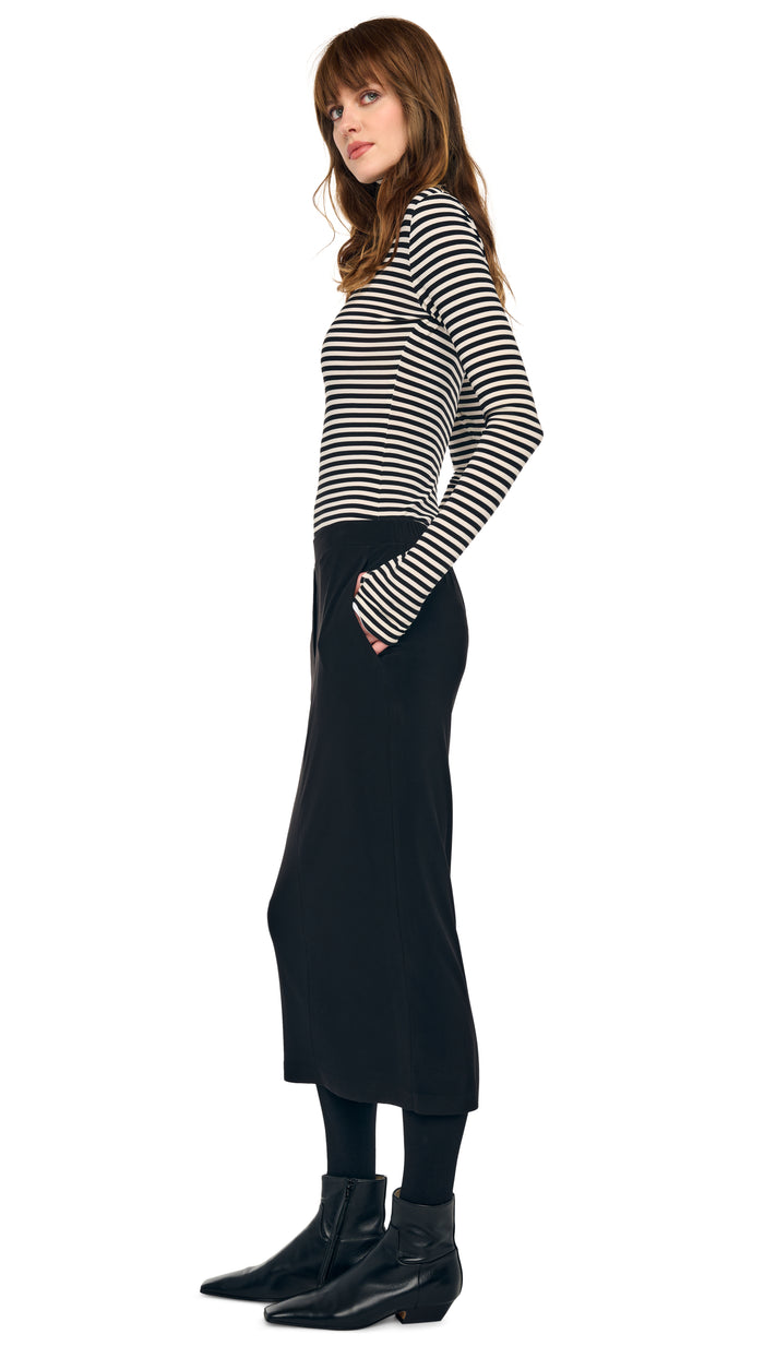 FLAT FRONT STRAIGHT SKIRT TO MIDCALF #2