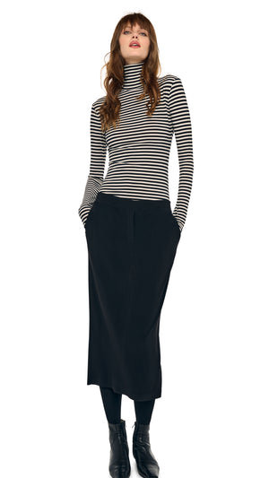 FLAT FRONT STRAIGHT SKIRT TO MIDCALF #4 Thumbnail