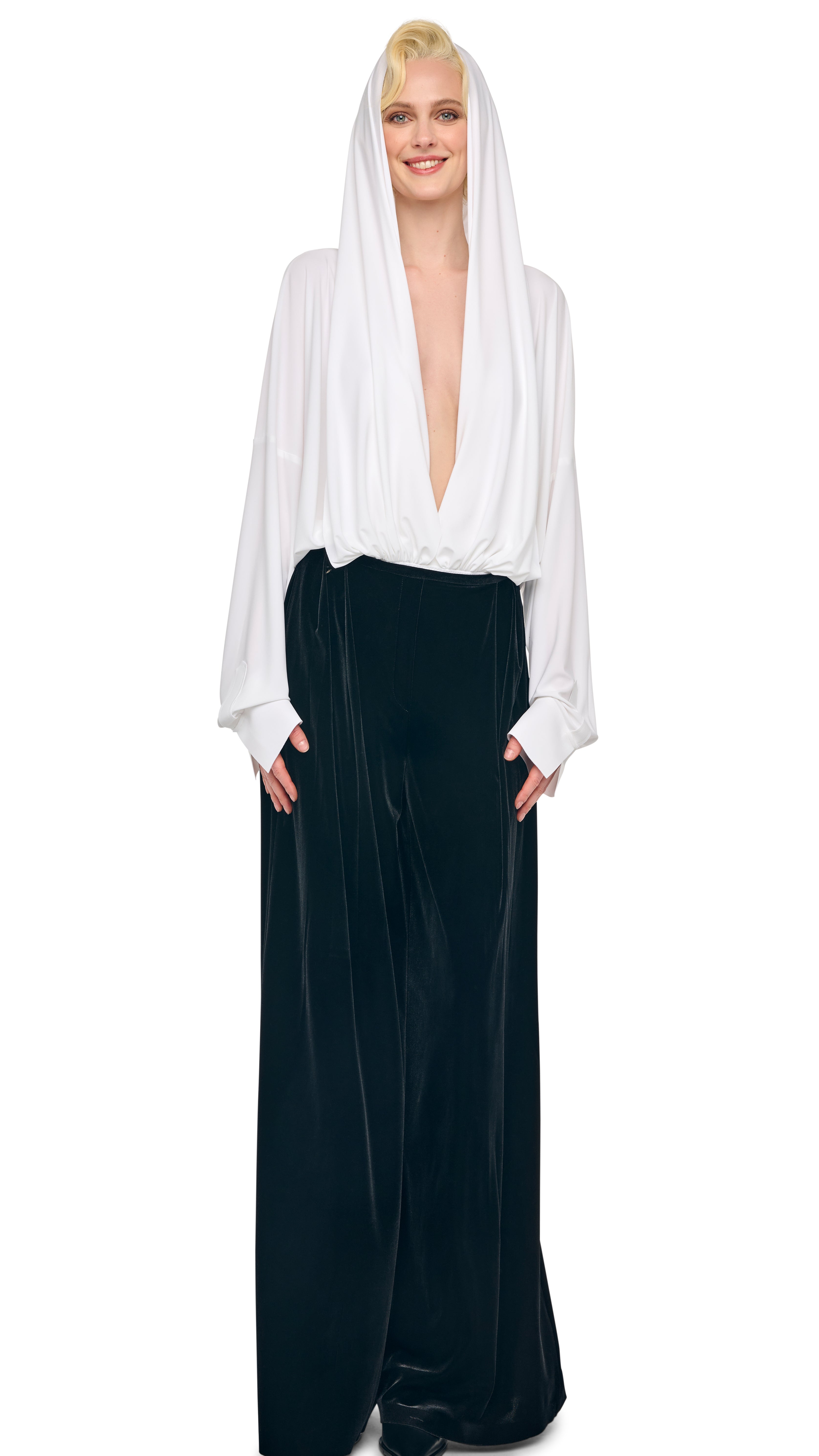 HOODED OVERSIZED NK BODYSUIT - Snow White / XXS