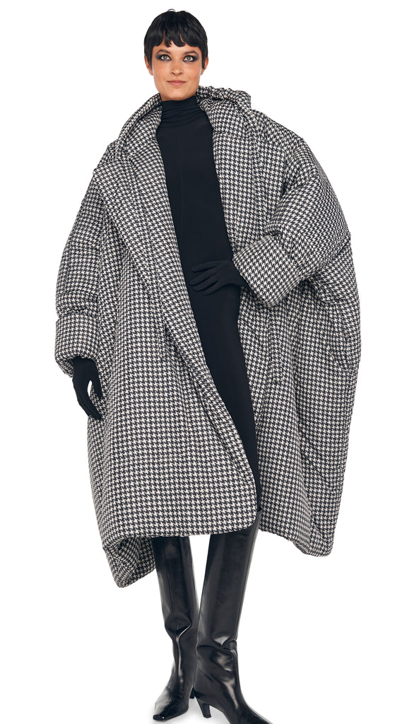 HOODED BLANKET SLEEPING BAG COAT