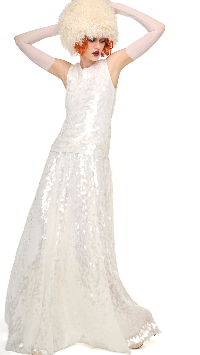 SLEEVELESS TOP / LONG FLARED GOWN #7