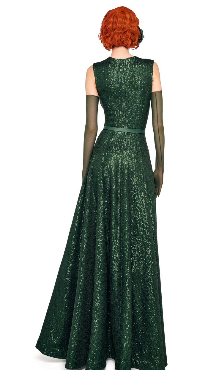 SLEEVELESS GRACE GOWN #3