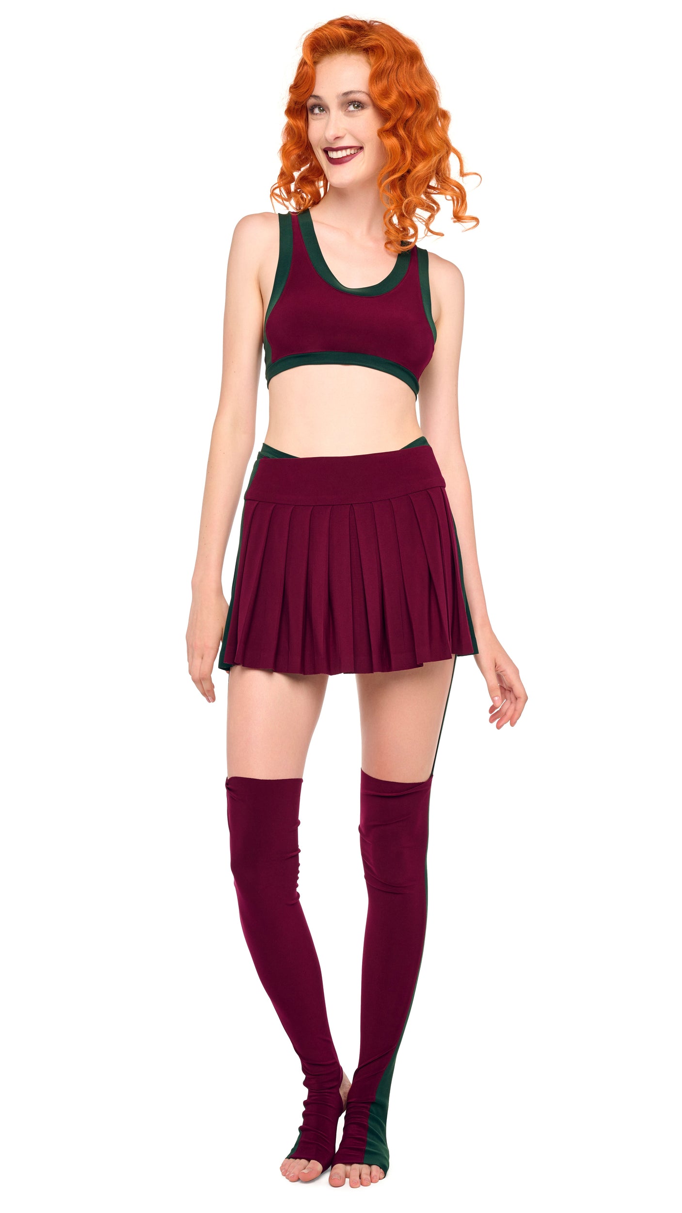 (取寄) ノーマ カマリ レディース サイド ストライプ プリーツ ピックルボール スカート Norma Kamali women Side Stripe Pleated Pickleball Skirt Plum/Dark Emerald SIDE STRIPE PLEATED PICKLEBALL SKIRT – Plum/Dark Emerald – Norma