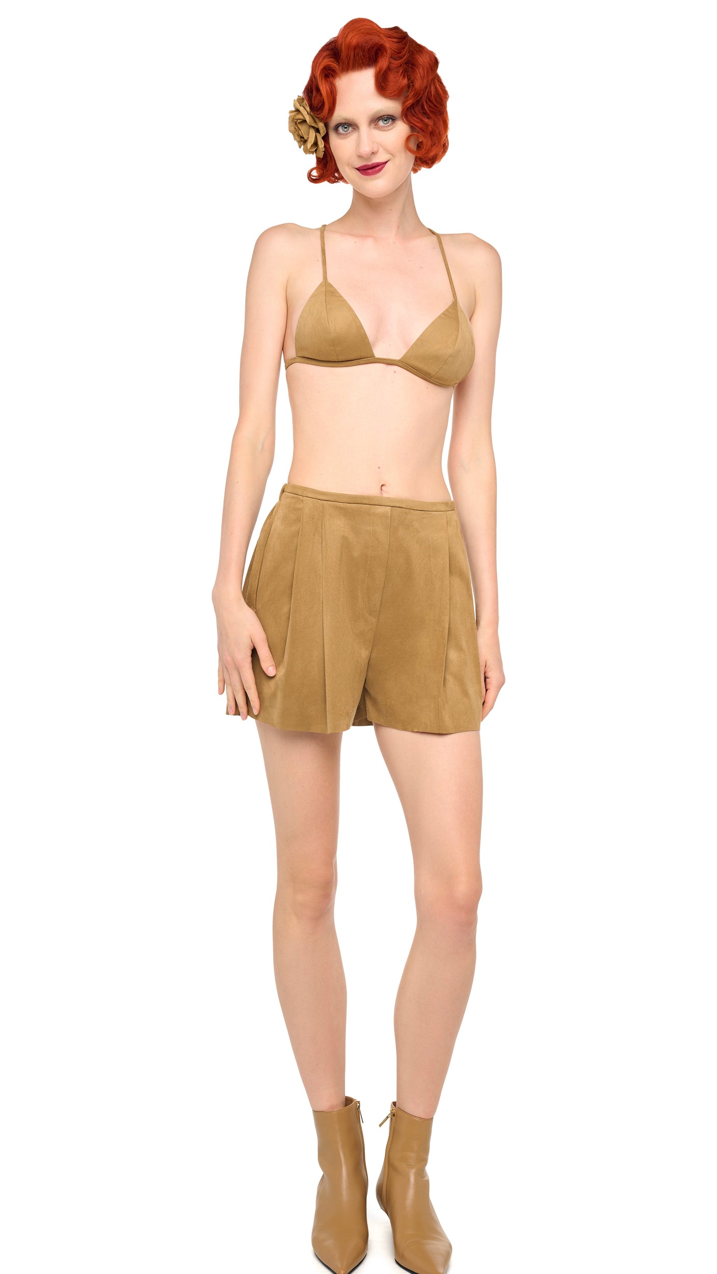 MENS PLEAT SHORT – Camel – Norma Kamali