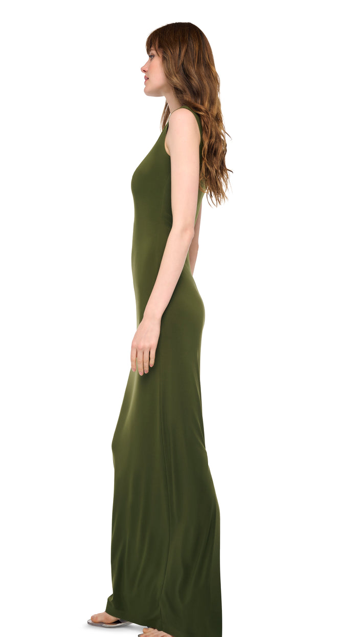 SLEEVELESS GOWN #2