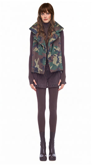 SLEEVELESS SLEEPING BAG VEST #1 Thumbnail