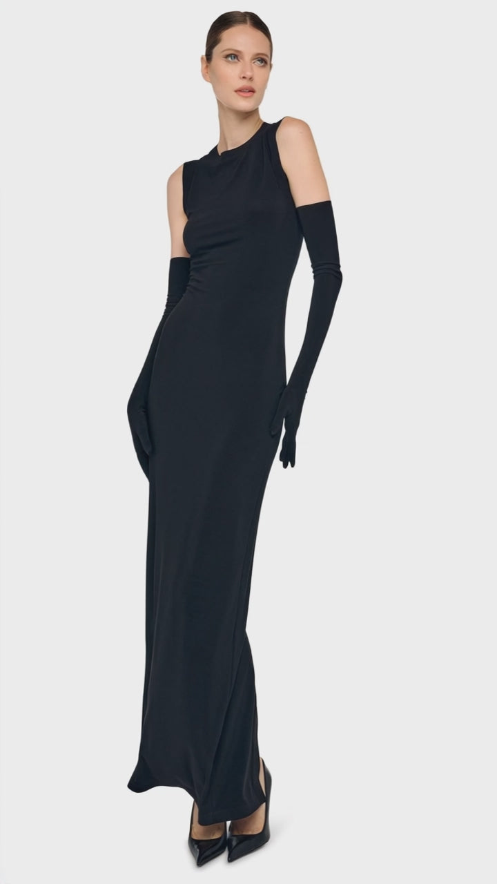 SLEEVELESS LONG DRESS