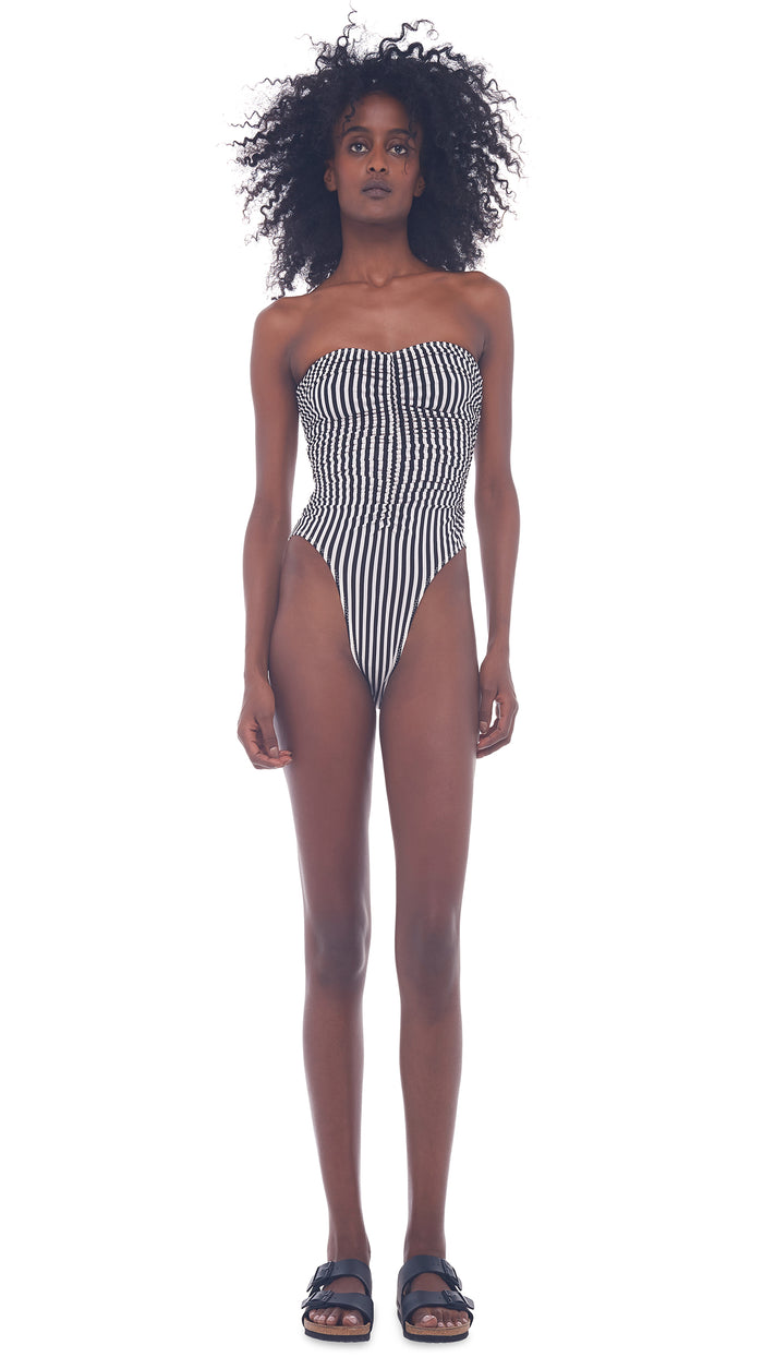 SLINKY MARISSA #1