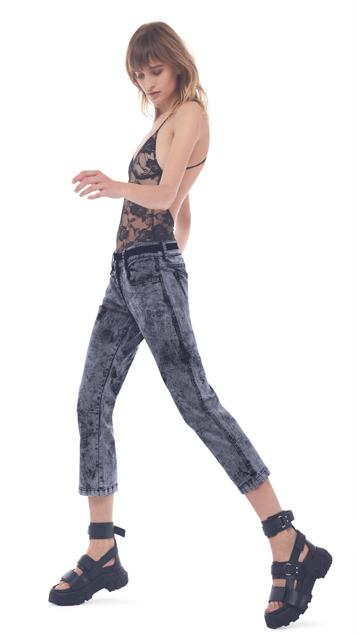 CROPPED BOOT LEG JEAN #4