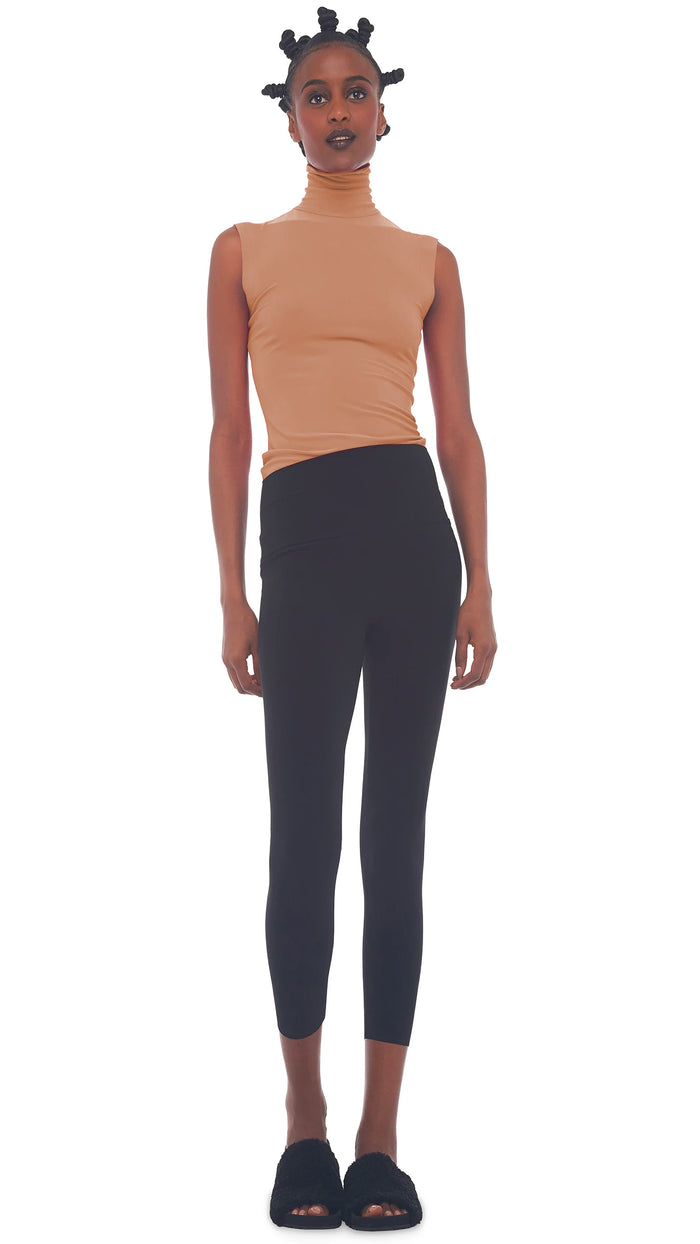 SLEEVELESS TURTLE TOP #1