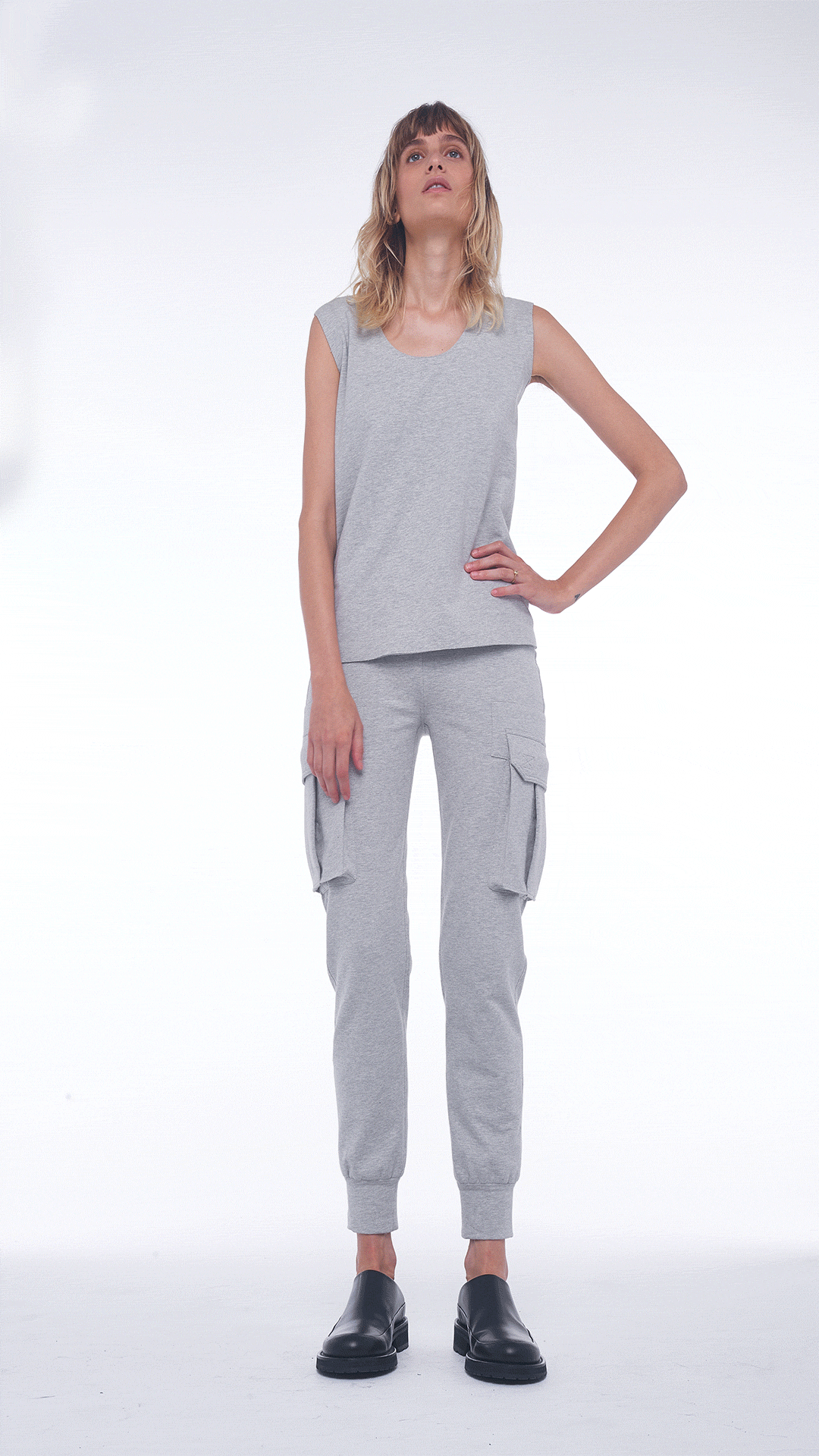 SLEEVELESS U NECK TANK #7